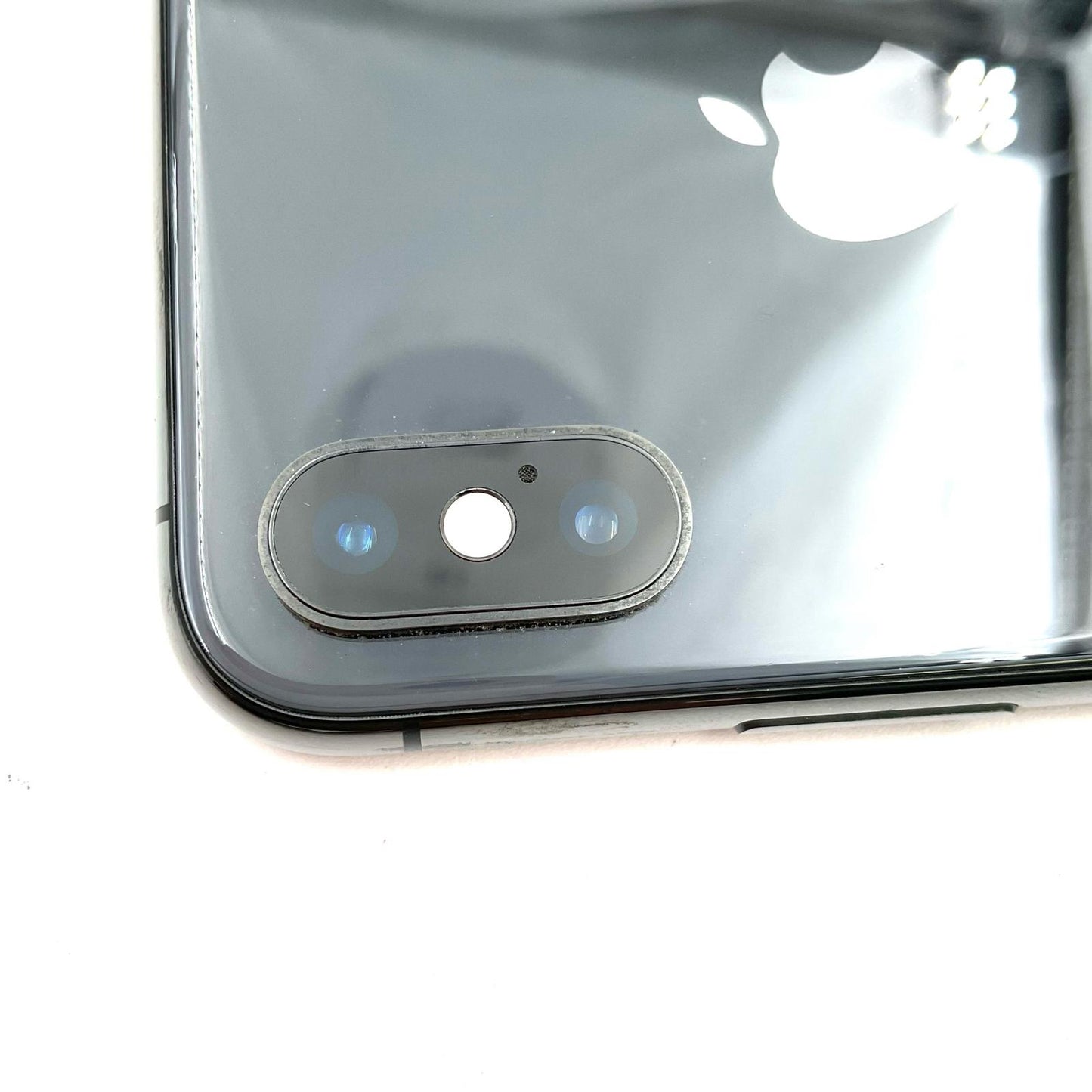 【全額返金保証】【最速発送】Apple iPhone iPhone XS 256GB ブラック docomo 白ロム 動作確認済 76%