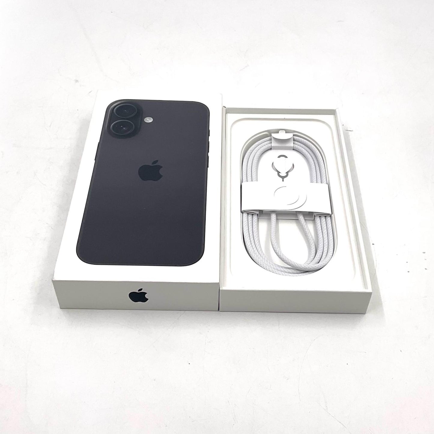 【全額返金保証】【最速発送】Apple iPhone iPhone 16 128GB ブラック Softbank 白ロム 新品未開封 即納OK 100%
