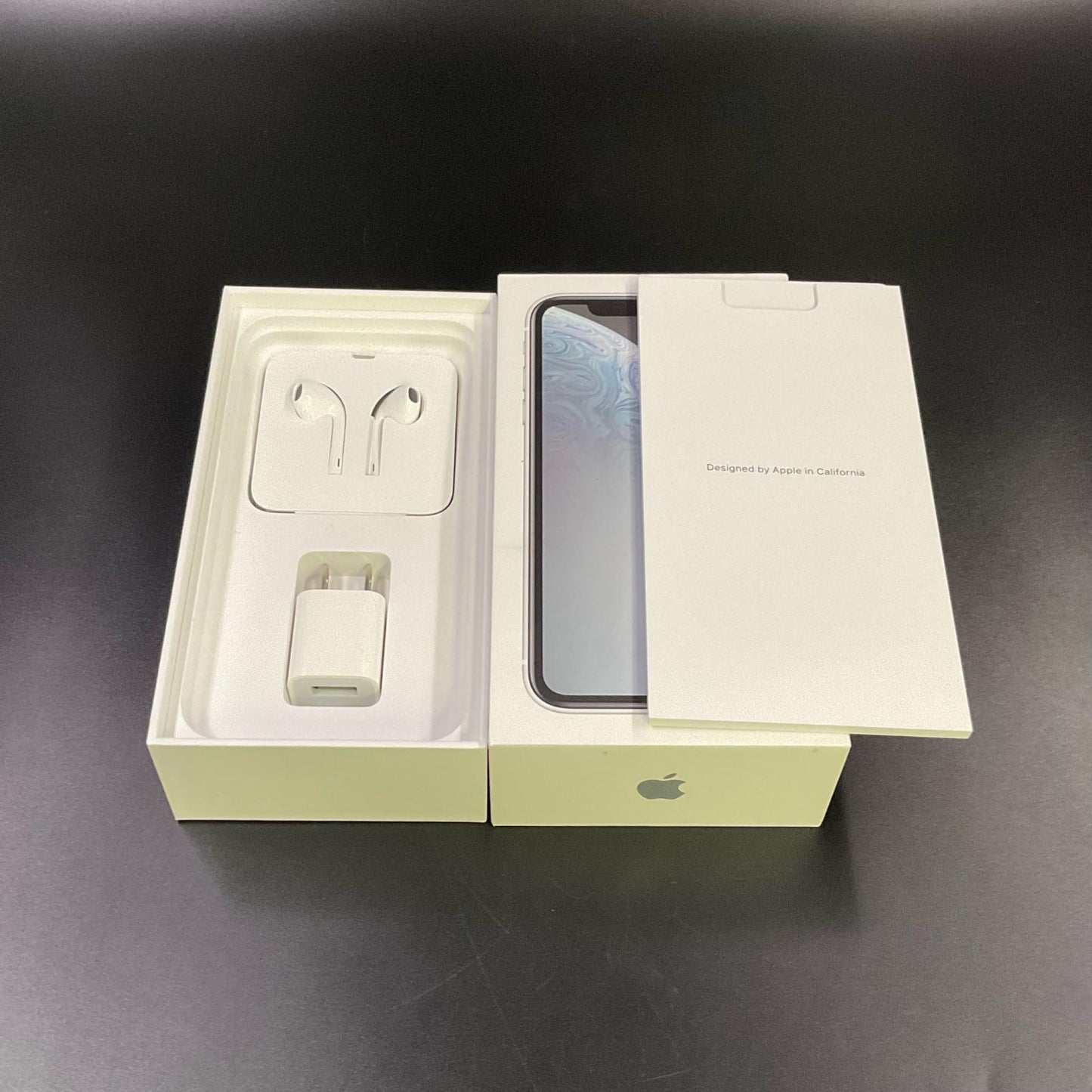 【全額返金保証】【最速発送】Apple iPhone iPhone XR 64GB ホワイト Softbank SIMフリー 白ロム 美品 動作確認済 89%