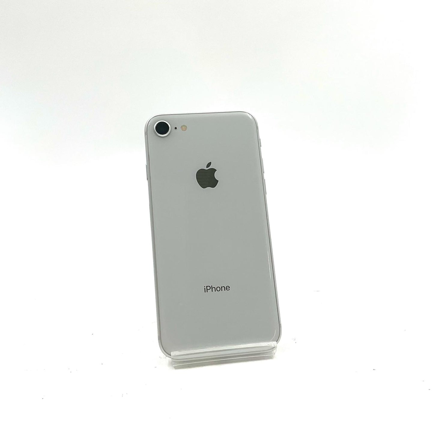 【全額返金保証】【最速発送】Apple iPhone iPhone 8 256GB シルバー docomo SIMフリー 白ロム 動作確認済 73%