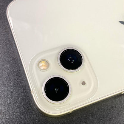 【全額返金保証】【最速発送】Apple iPhone iPhone 13 256GB スターライト docomo SIMフリー 白ロム 動作確認済 73%