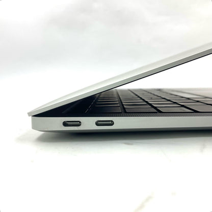 【全額返金保証】【最速発送】Apple MacBook Air 13インチ 2020 Apple M1 8GB 256GB シルバー 97% 美品 動作確認済