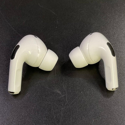 【全額返金保証】【最速発送】Apple AirPods Pro（第2世代）MagSafe充電ケース（USB-C） 美品 動作確認済