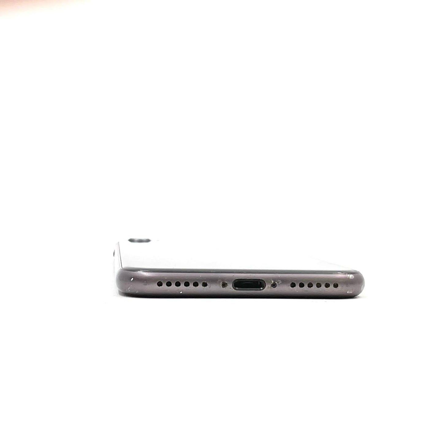 【最速発送】Apple iPhone iPhone 8 64GB スペースグレイ au 白ロム【難有】 50%