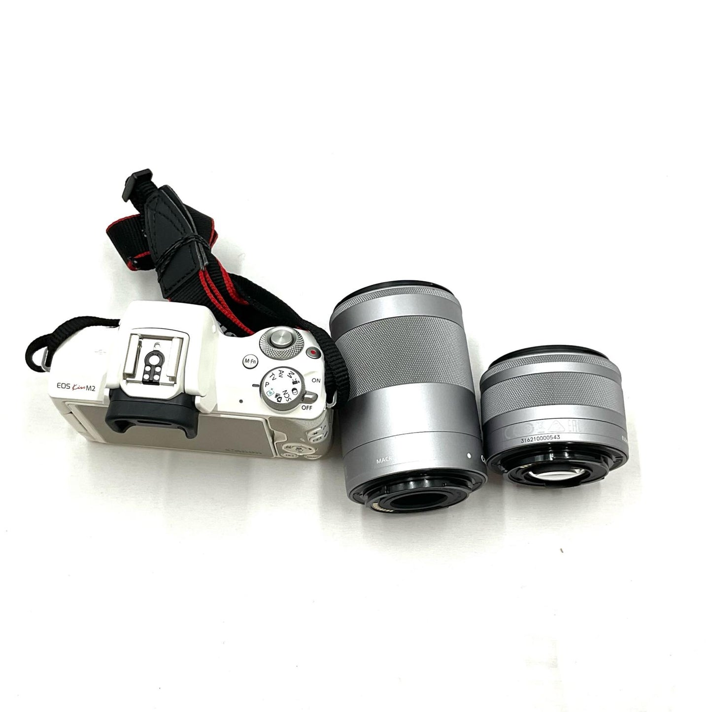 【全額返金保証】【最速発送】Canon デジタル一眼 EOS Kiss M2 ダブルズームキット [ホワイト] 美品 動作確認済