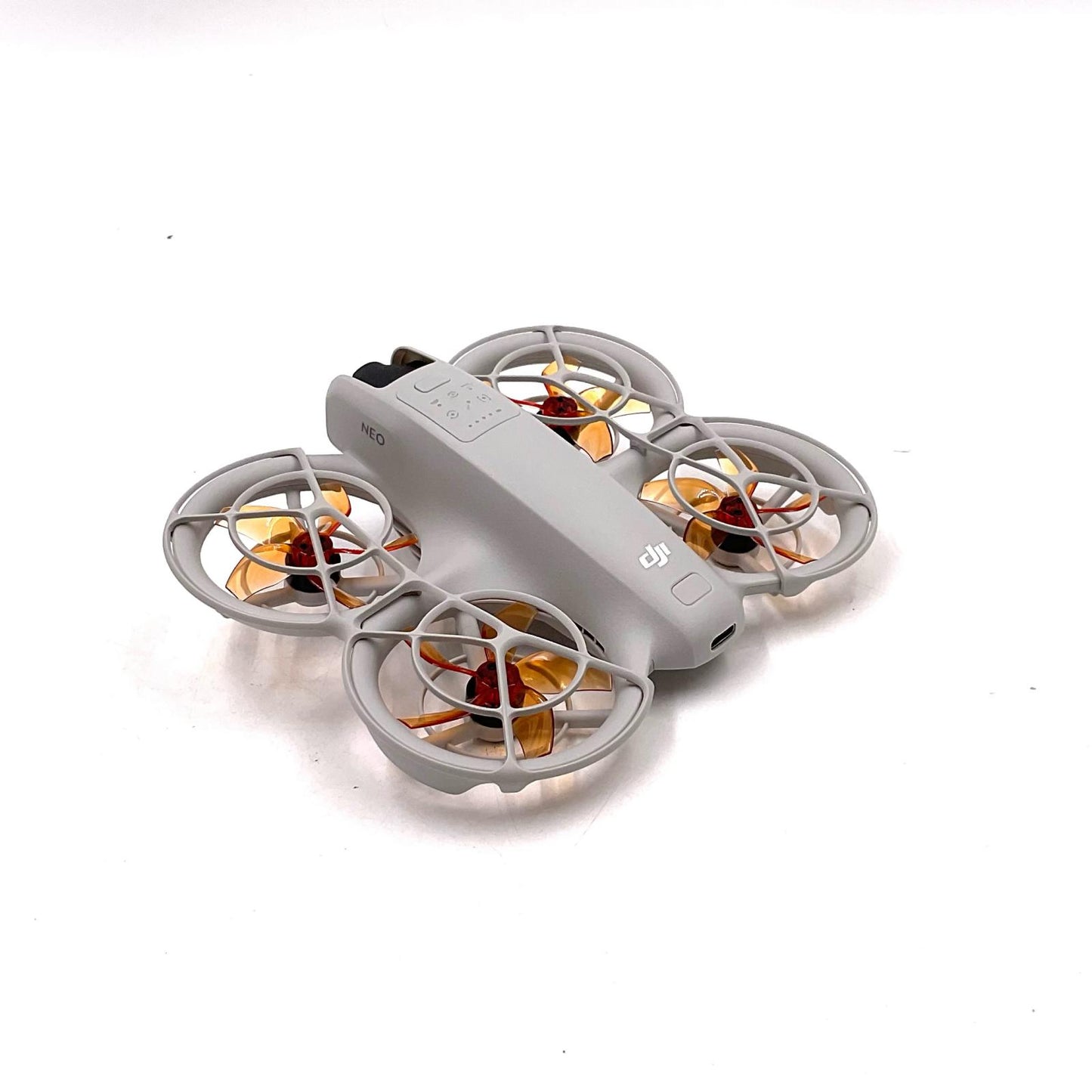 【全額返金保証】【最速発送】DJI Neo（機体単体） 超美品 動作確認済