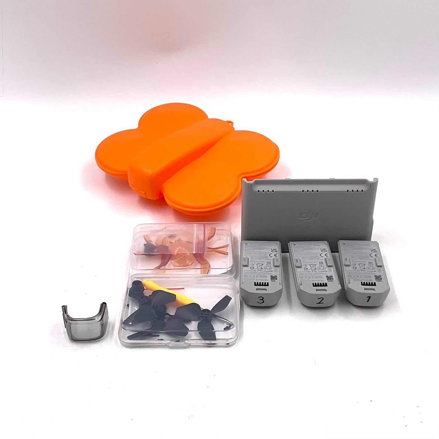 【全額返金保証】【最速発送】DJI Neo（機体単体） 超美品 動作確認済