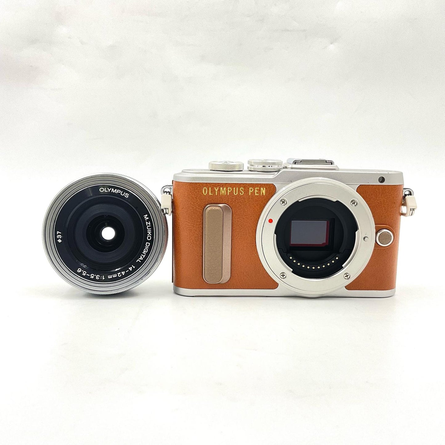 【全額返金保証】【最速発送】OLYMPUS デジタル一眼 PEN E-PL8 14-42mm EZレンズキット ブラウン 美品 動作確認済
