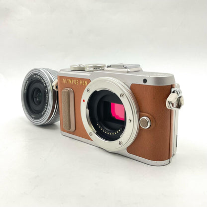 【全額返金保証】【最速発送】OLYMPUS デジタル一眼 PEN E-PL8 14-42mm EZレンズキット ブラウン 美品 動作確認済