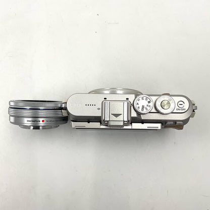 【全額返金保証】【最速発送】OLYMPUS デジタル一眼 PEN E-PL8 14-42mm EZレンズキット ブラウン 美品 動作確認済