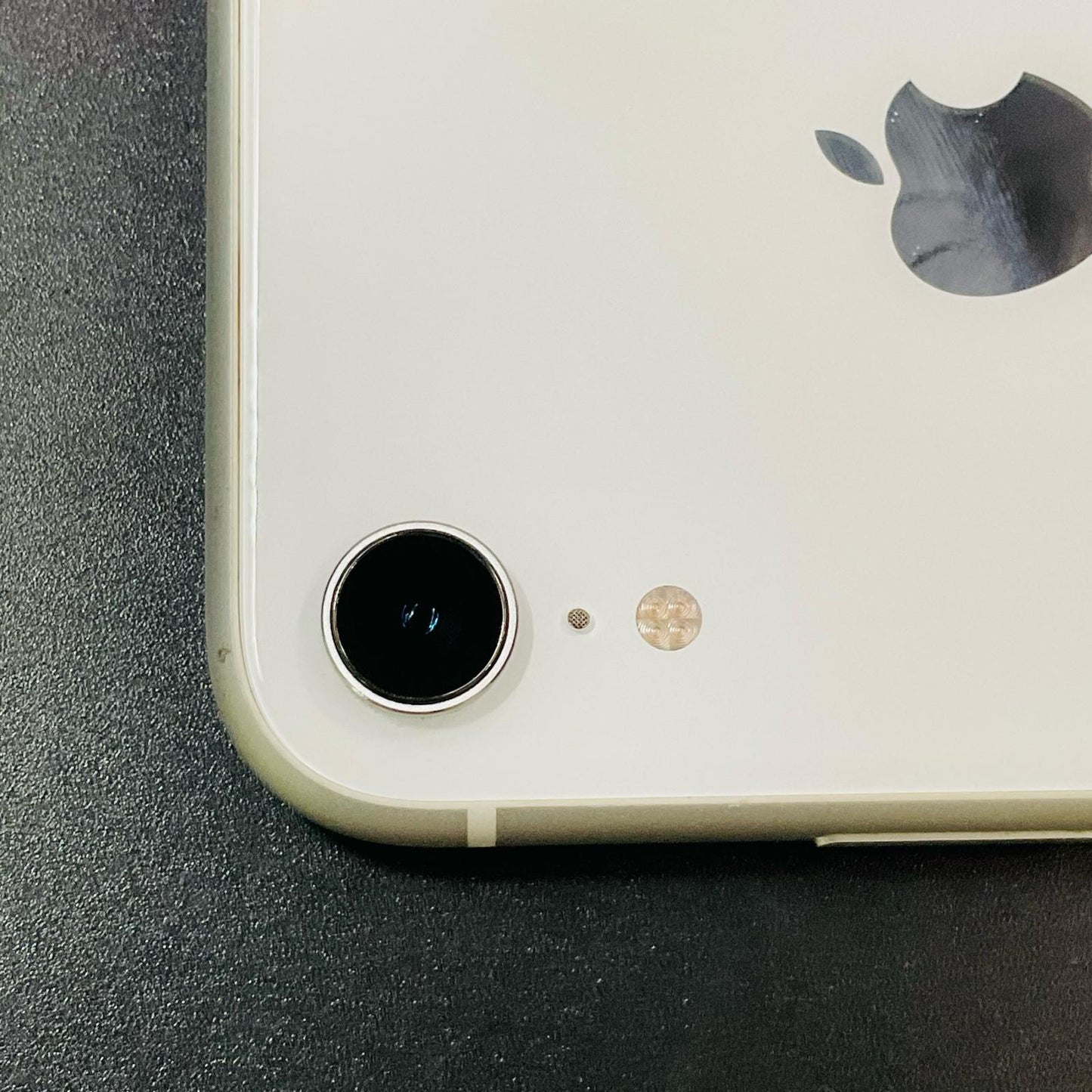 【最速発送】Apple iPhone iPhone XR 64GB ホワイト Softbank 白ロム【難有】 83%