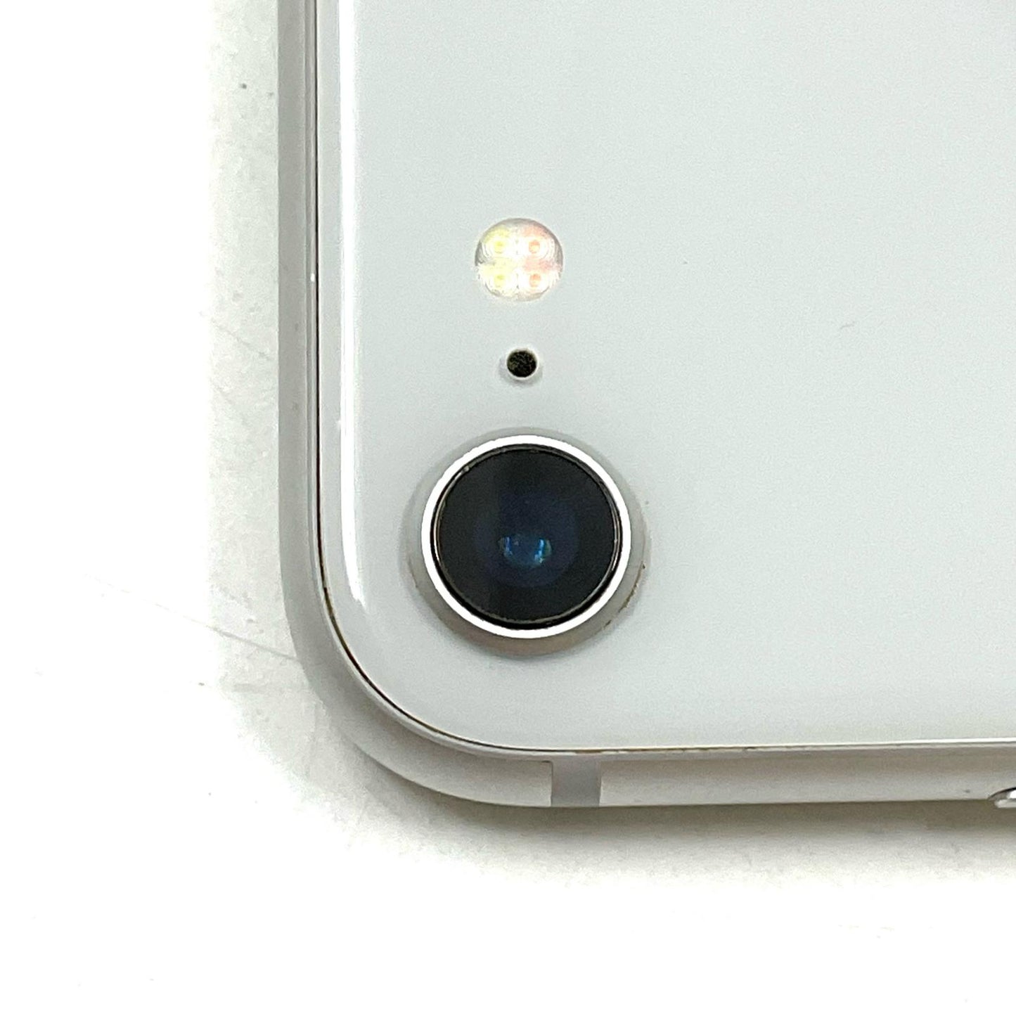 【全額返金保証】【最速発送】Apple iPhone iPhone 8 64GB シルバー Softbank 白ロム 動作確認済 72%