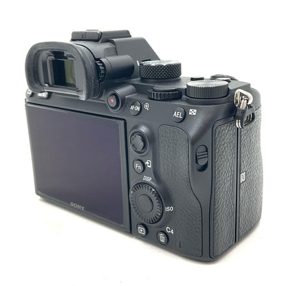 【全額返金保証】【最速発送】Sony デジタル一眼 α7 III ILCE-7M3 ボディ ブラック 美品 動作確認済