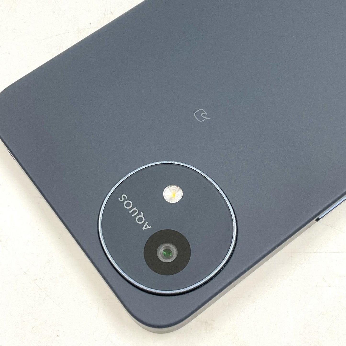 【全額返金保証】【最速発送】SHARP AQUOS wish4 64GB ブラック Softbank A403SH 白ロム 超美品 動作確認済