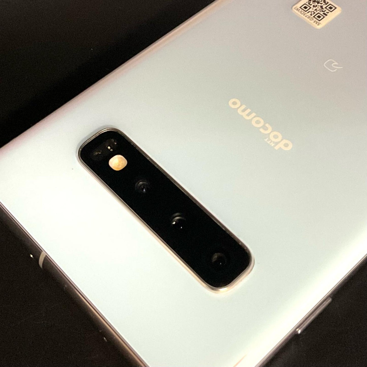 【全額返金保証】【最速発送】 Galaxy S10 128GB ブルー系 docomo SIMフリー SC-03L 白ロム 動作確認済