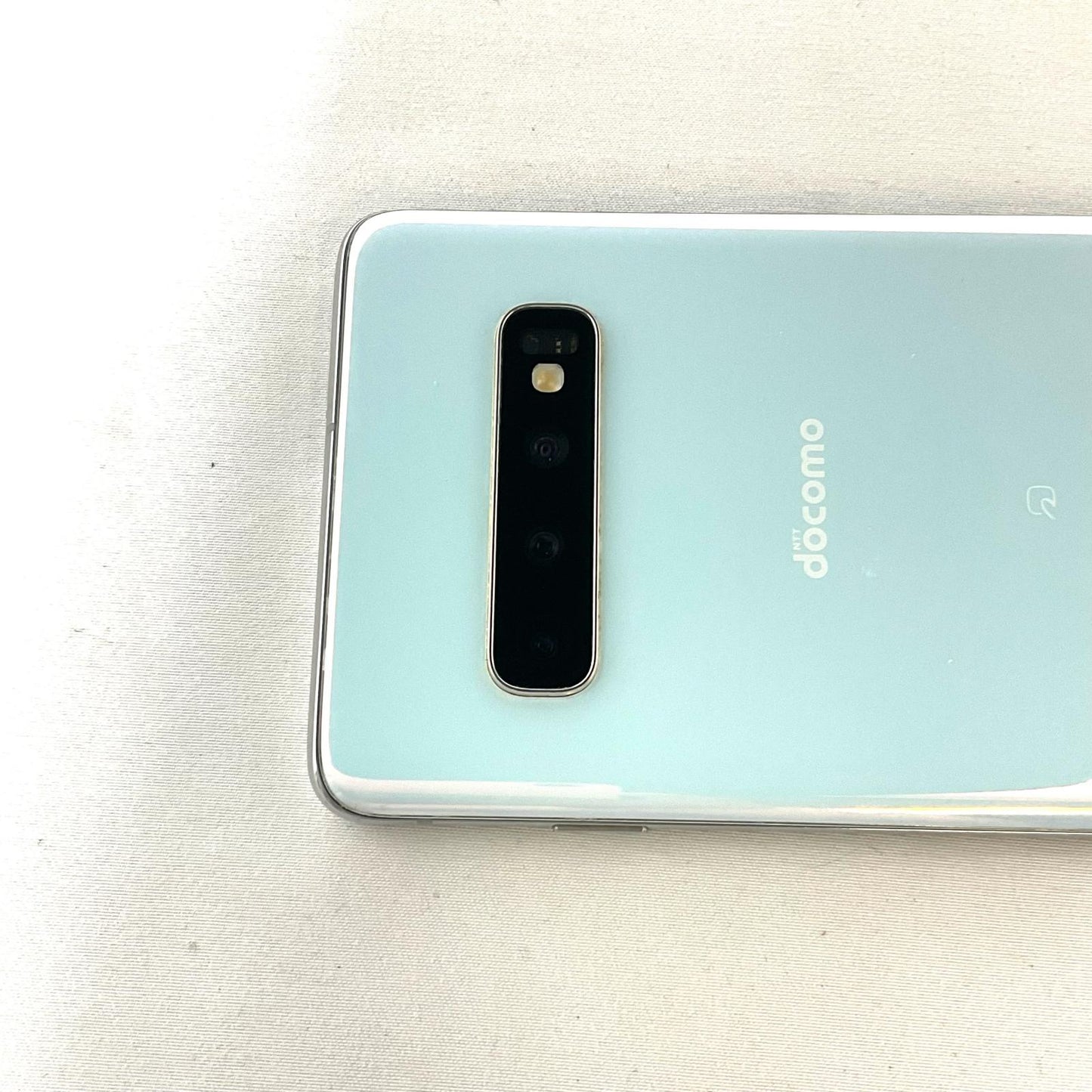 【全額返金保証】【最速発送】 Galaxy S10 128GB ホワイト系 docomo SIMフリー SC-03L 白ロム 動作確認済