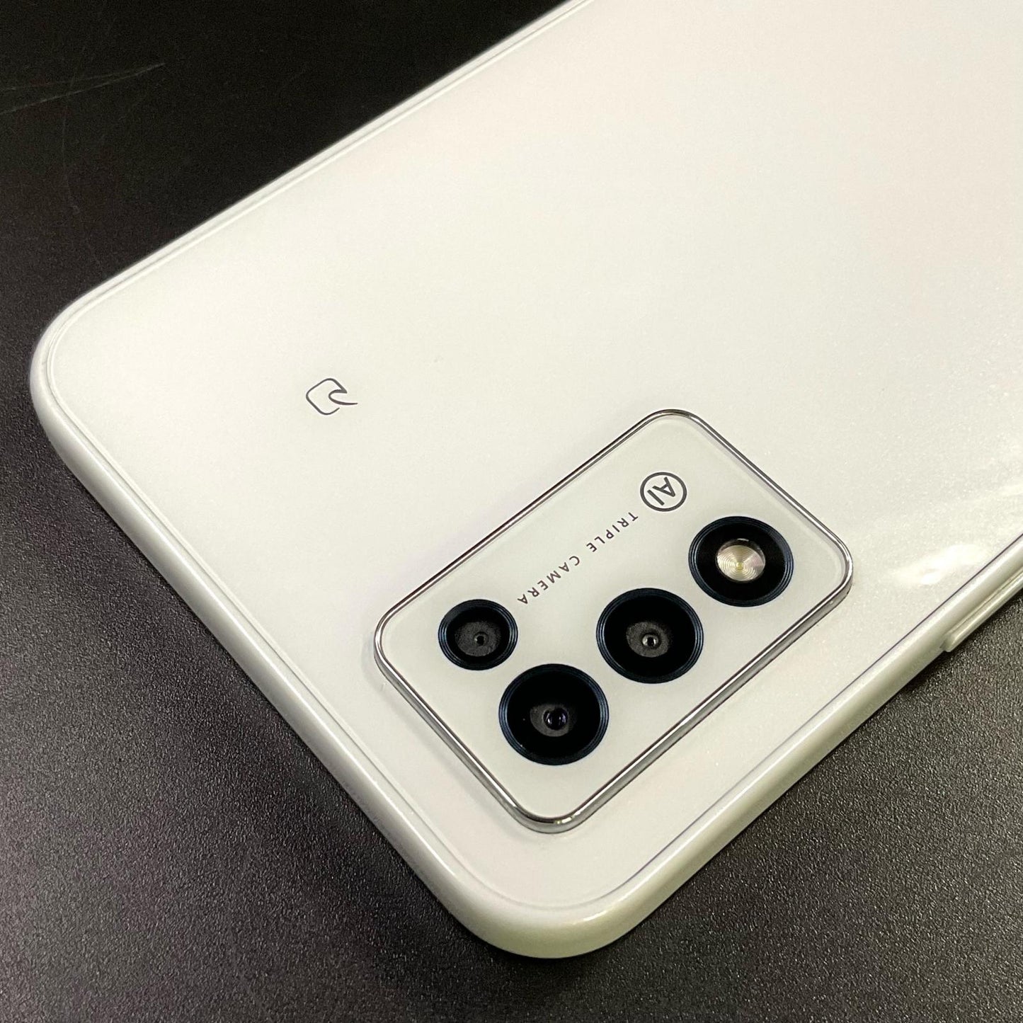 【最速発送】 Libero 5G III 64GB ホワイト系 softbank SIMフリー A202ZT 白ロム【難有】