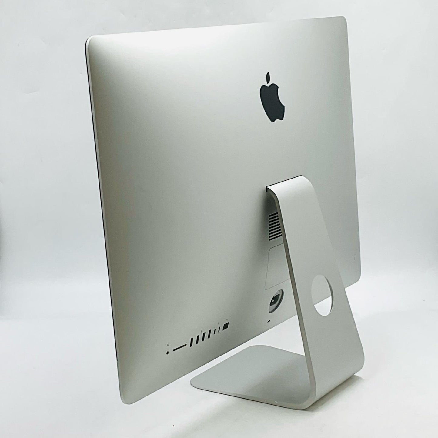 【全額返金保証】【最速発送】Apple iMac 27インチ クアッドコア intel core i5 16GB フュージョンドライブ 1TB シルバー 美品 動作確認済