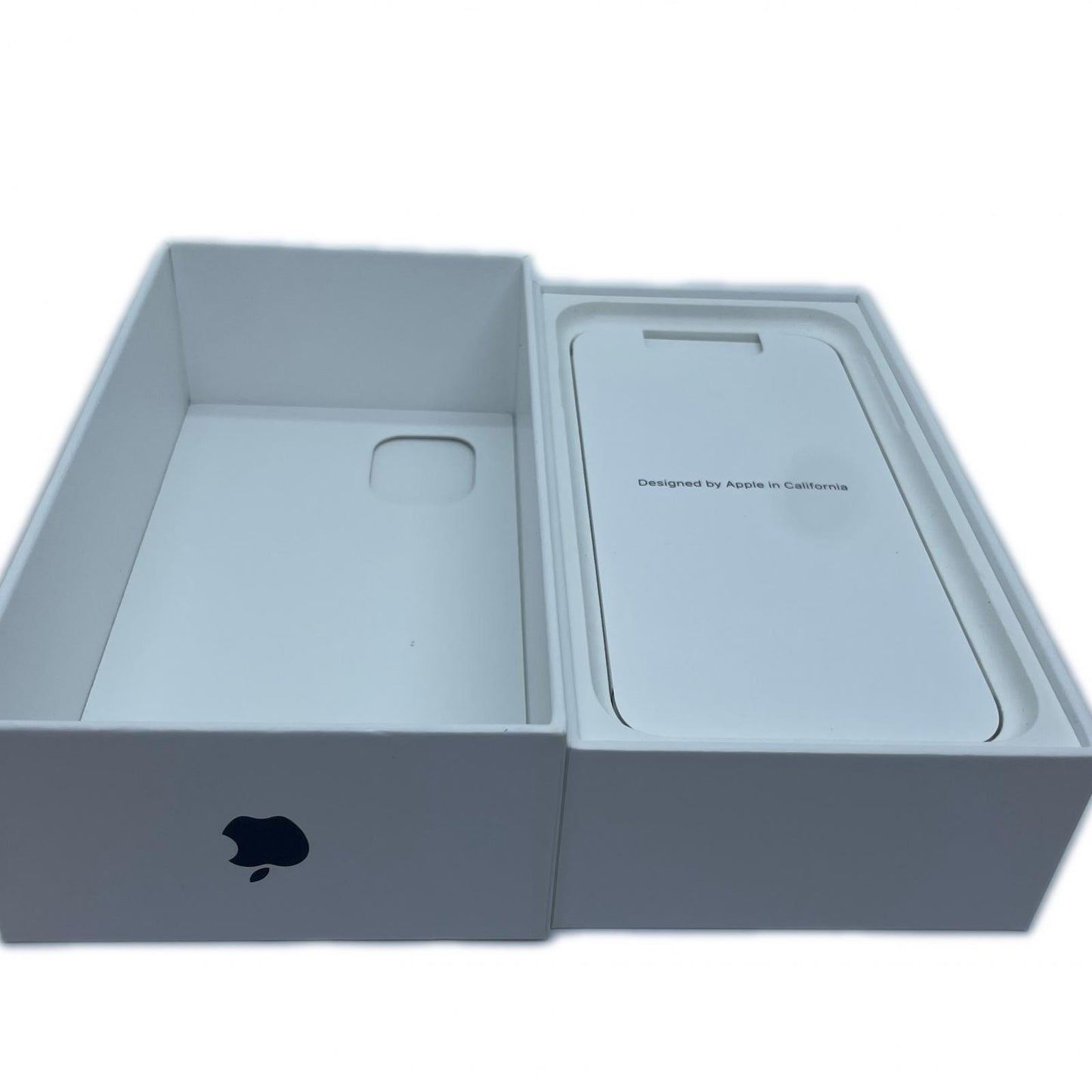 【最速発送】Apple iPhone iPhone 11 128GB ブラック docomo 白ロム【難有】 75%