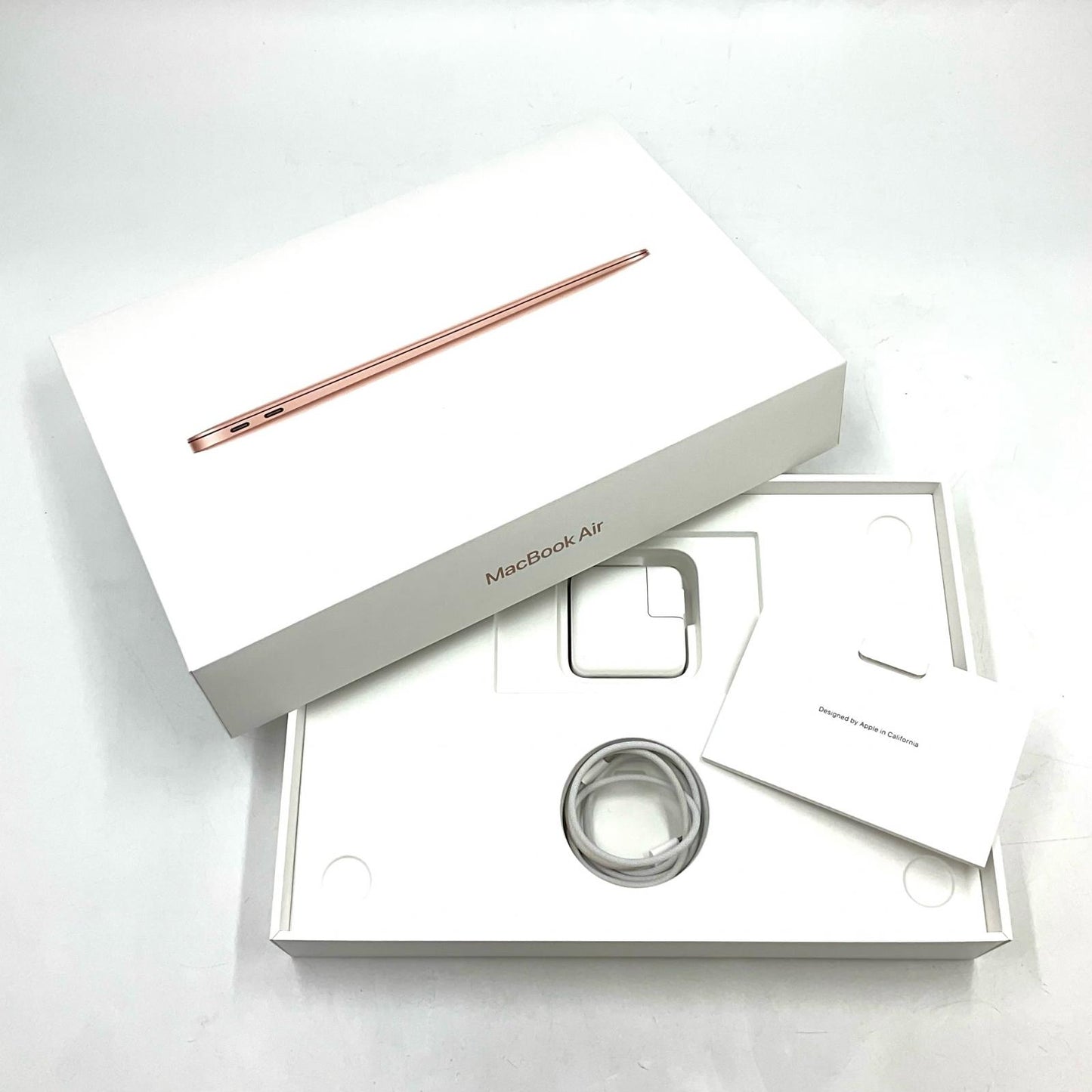 【全額返金保証】【最速発送】Apple MacBook Air 13.3インチ 2020 Apple M1 8GB 256GB ゴールド 97% 動作確認済