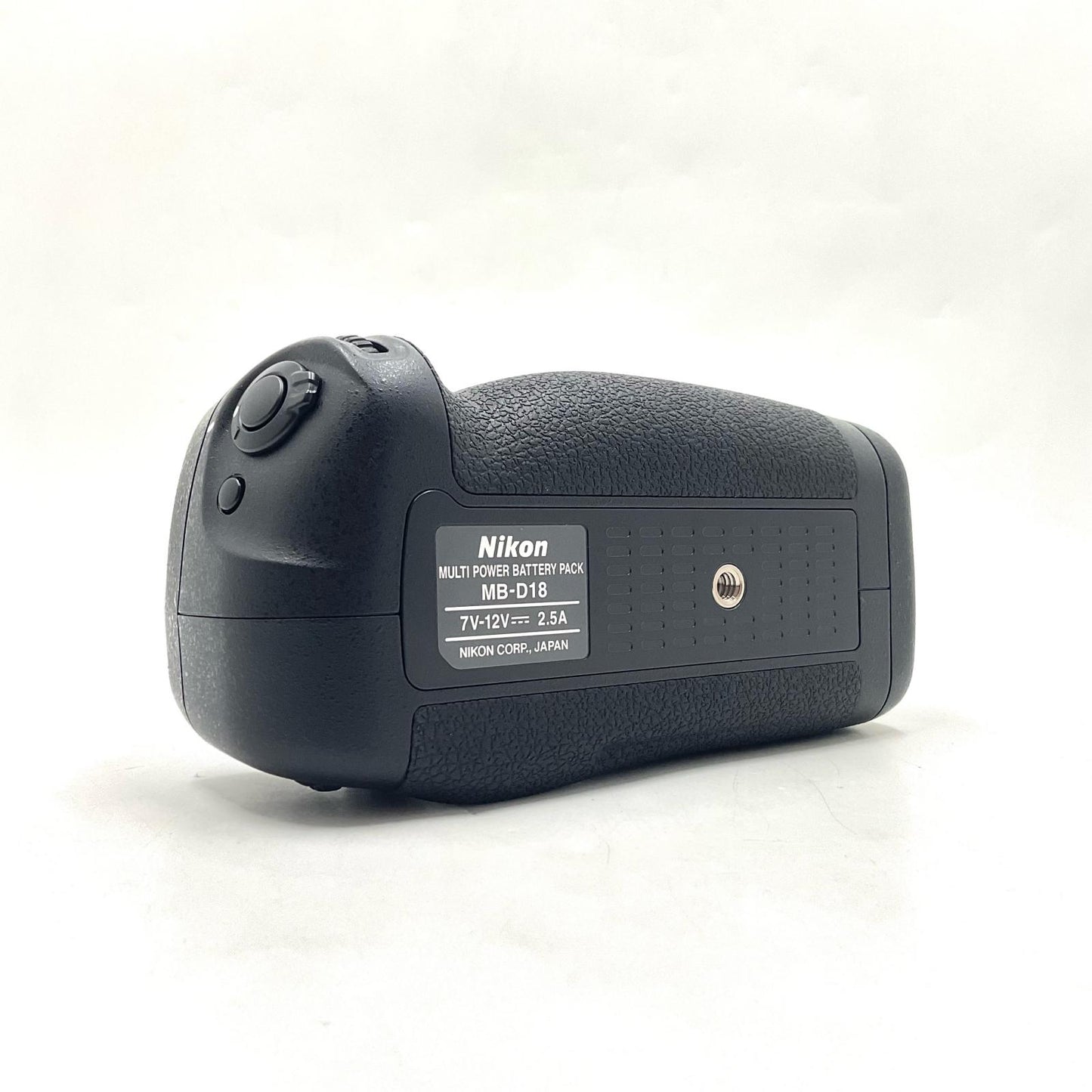 【全額返金保証】【最速発送】Nikon MB-D18 マルチパワーバッテリーパック 美品 動作確認済