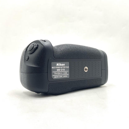 【全額返金保証】【最速発送】Nikon MB-D18 マルチパワーバッテリーパック 美品 動作確認済