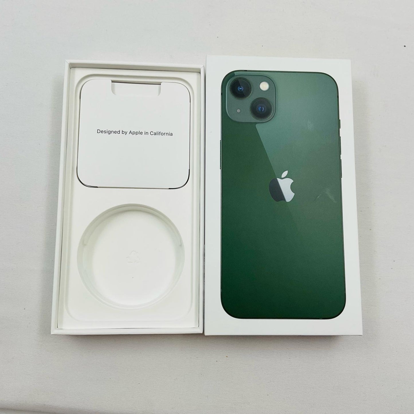 【全額返金保証】【最速発送】Apple iPhone iPhone 13 128GB グリーン au 白ロム 動作確認済 76%