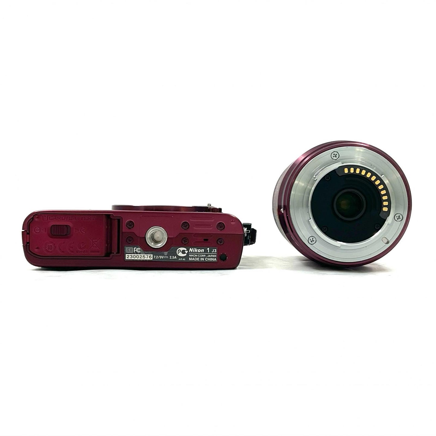 【全額返金保証】【最速発送】Nikon デジタル一眼 Nikon 1 J3 小型10倍ズームキット レッド 美品 動作確認済