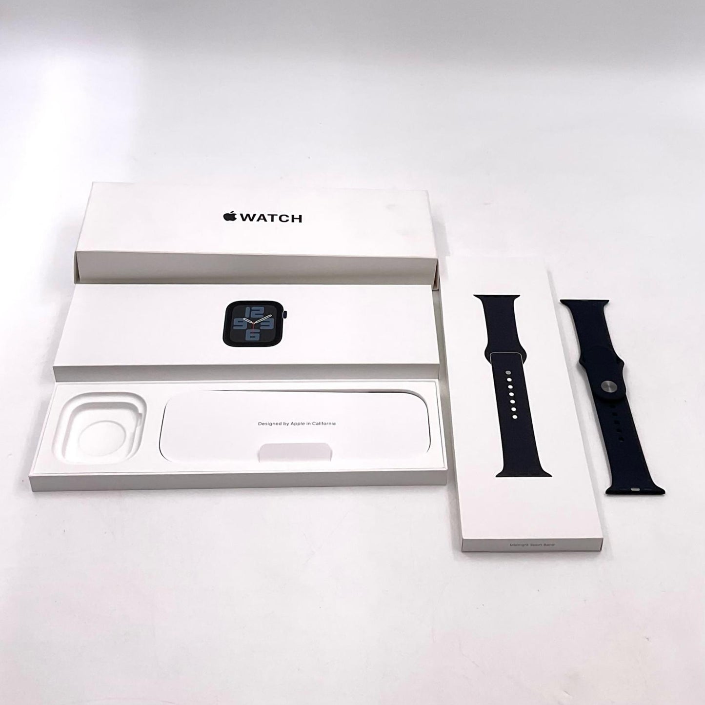 【全額返金保証】【最速発送】Apple Watch SE 第2世代 アルミニウム 44mm GPS+Cellular 白ロム 77% 動作確認済