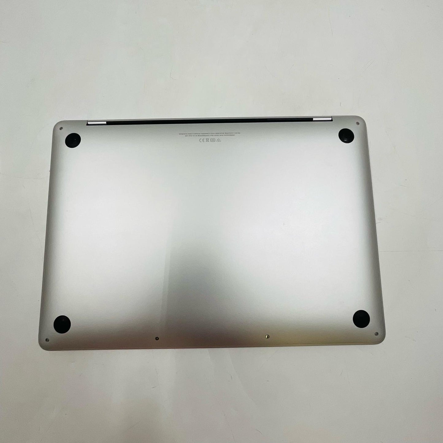 【全額返金保証】【最速発送】Apple MacBook Pro 13.3インチ 2020 Apple M1 8GB 256GB シルバー 89% 美品 動作確認済