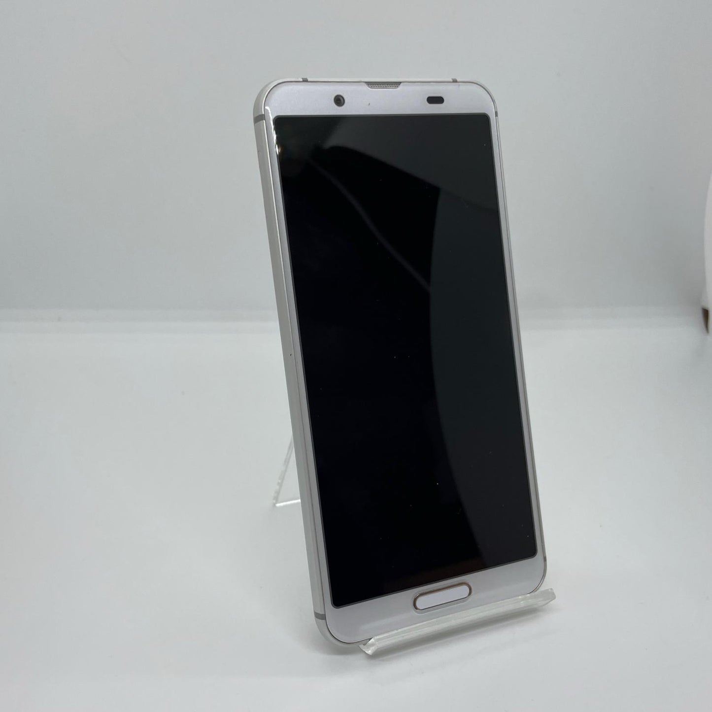 【全額返金保証】【最速発送】SHARP AQUOS sense3 64GB シルバーホワイト au SHV45 白ロム 動作確認済