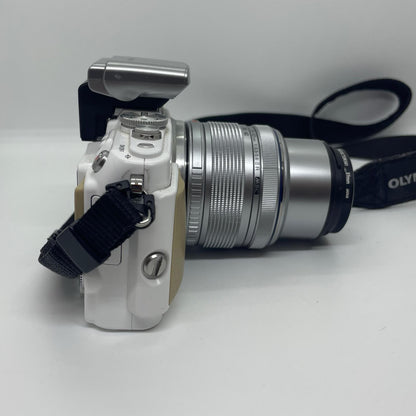 【全額返金保証】【最速発送】OLYMPUS デジタル一眼 PEN Lite E-PL5M. ZUIKO DIGITAL 14-42mm F3.5-5.6 ホワイト 動作確認済