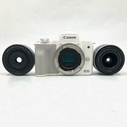 【全額返金保証】【最速発送】Canon デジタル一眼 EOS kiss M ダブルレンズキット ホワイト 美品 動作確認済
