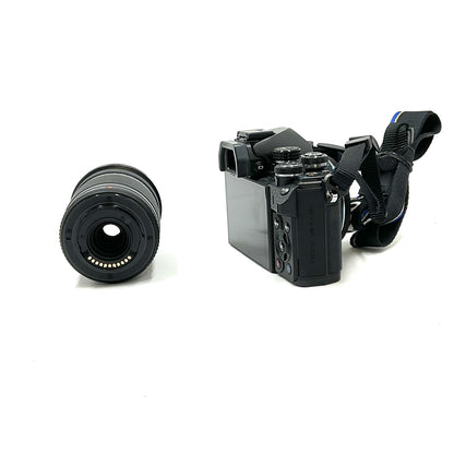 【全額返金保証】【最速発送】OLYMPUS デジタル一眼 OM-D E-M10 Mark II EZダブルズームキット [ブラック] 美品 動作確認済