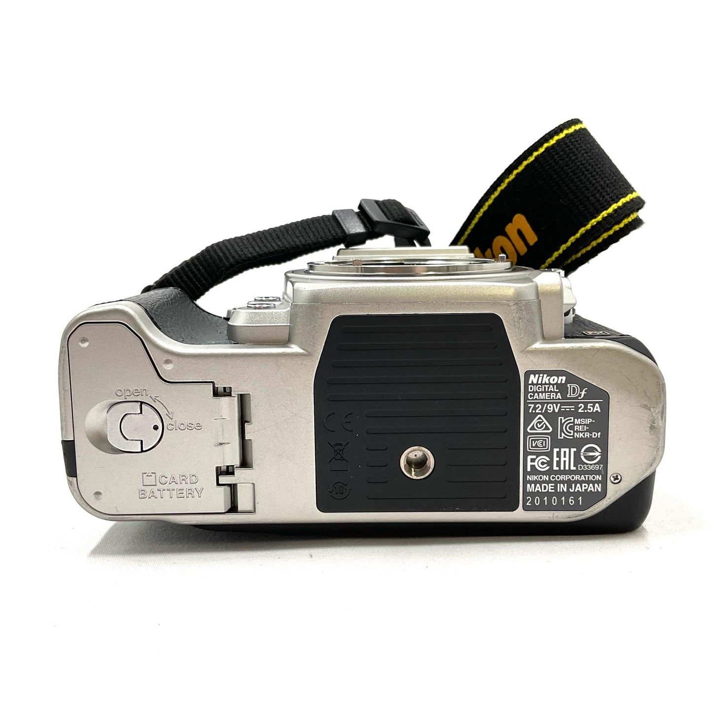 【全額返金保証】【最速発送】Nikon デジタル一眼 Df シルバー ボディ 美品 動作確認済