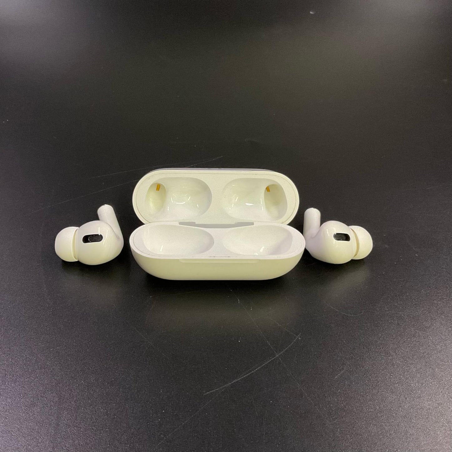 【全額返金保証】【最速発送】Apple AirPods Pro 美品 動作確認済