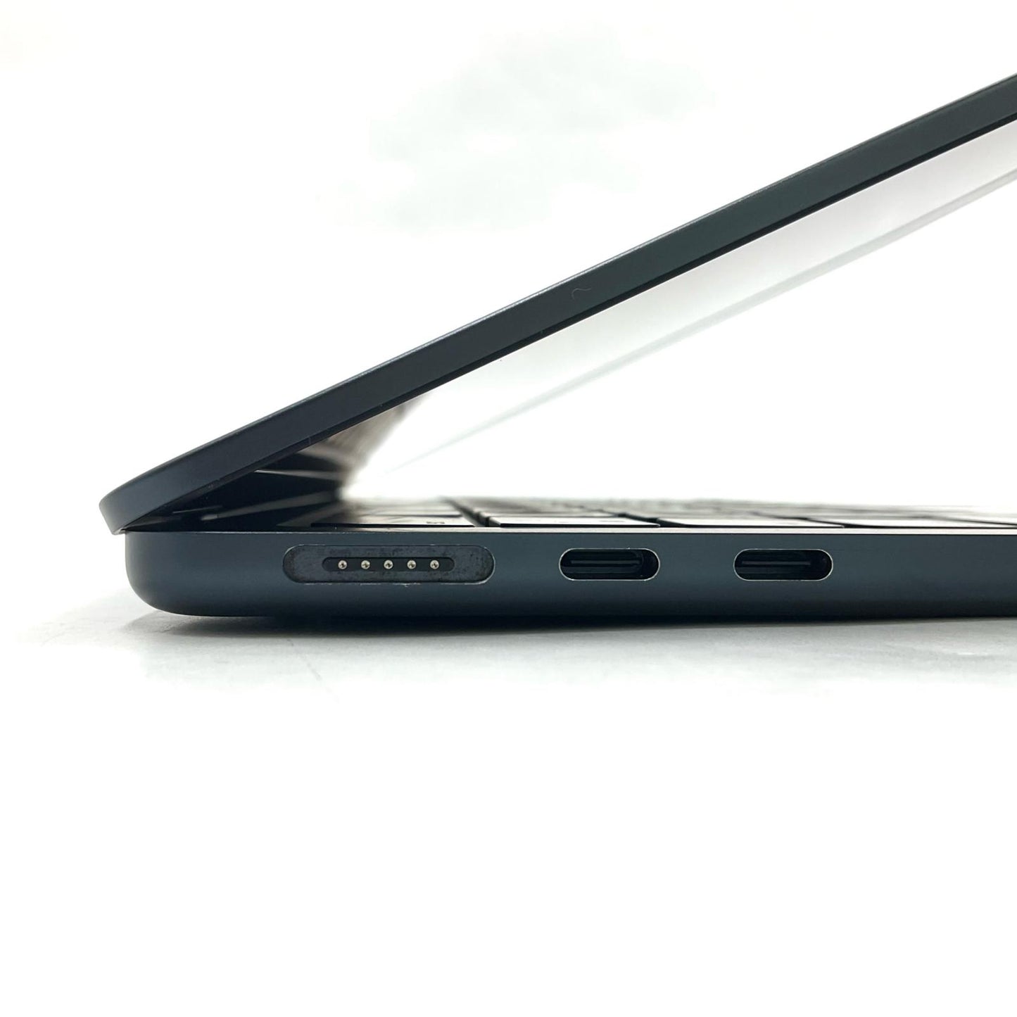 【全額返金保証】【最速発送】Apple MacBook Air 13.6インチ 2022 M2 8GB 256GB ミッドナイト 89% 美品 動作確認済