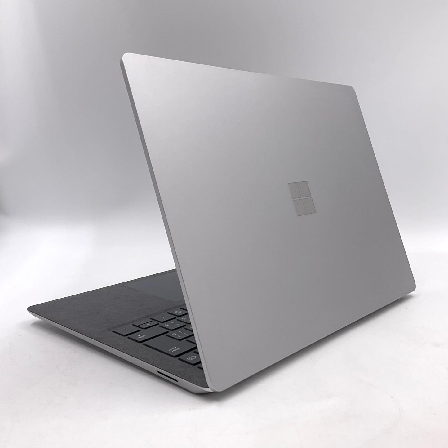 【全額返金保証】【最速発送】Microsoft Surface Laptop 4 AMD Ryzen 5 Microsoft Surface(R) Edition 2.20GHz 8GB M.2 SSD 256GB 95.8% 美品 動作確認済