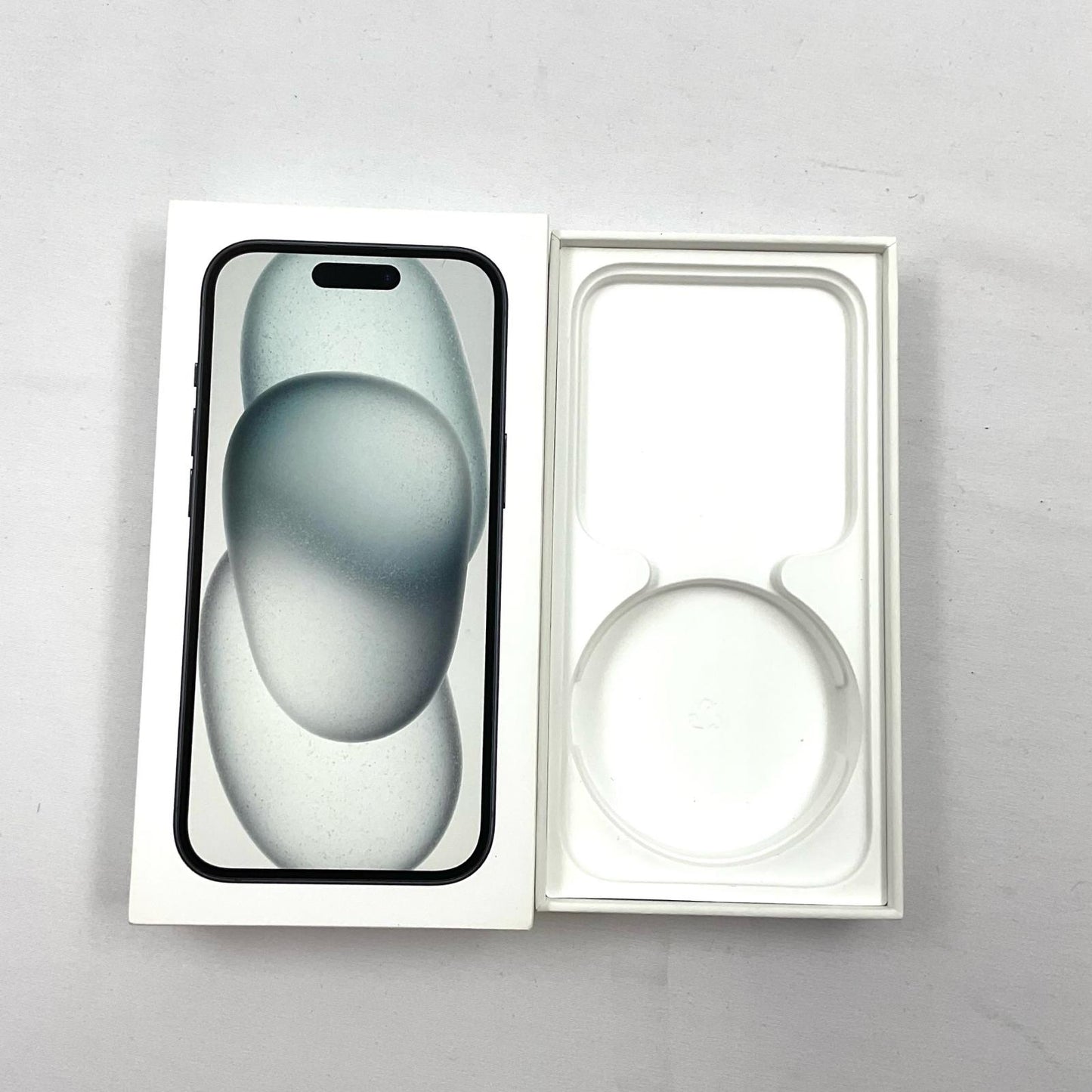 【全額返金保証】【最速発送】Apple iPhone iPhone 15 128GB ブラック SIMフリー 白ロム 動作確認済 73%