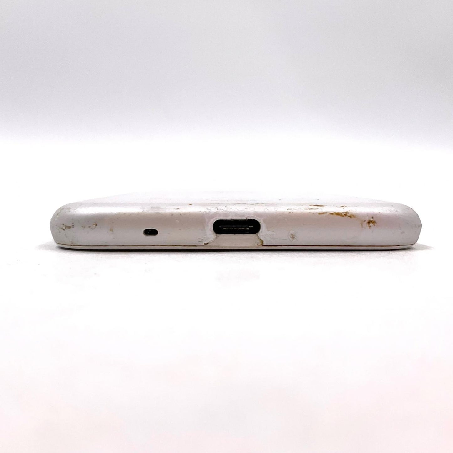 【全額返金保証】【最速発送】SHARP AQUOS sense 32GB グリーン au SHV40 白ロム 動作確認済