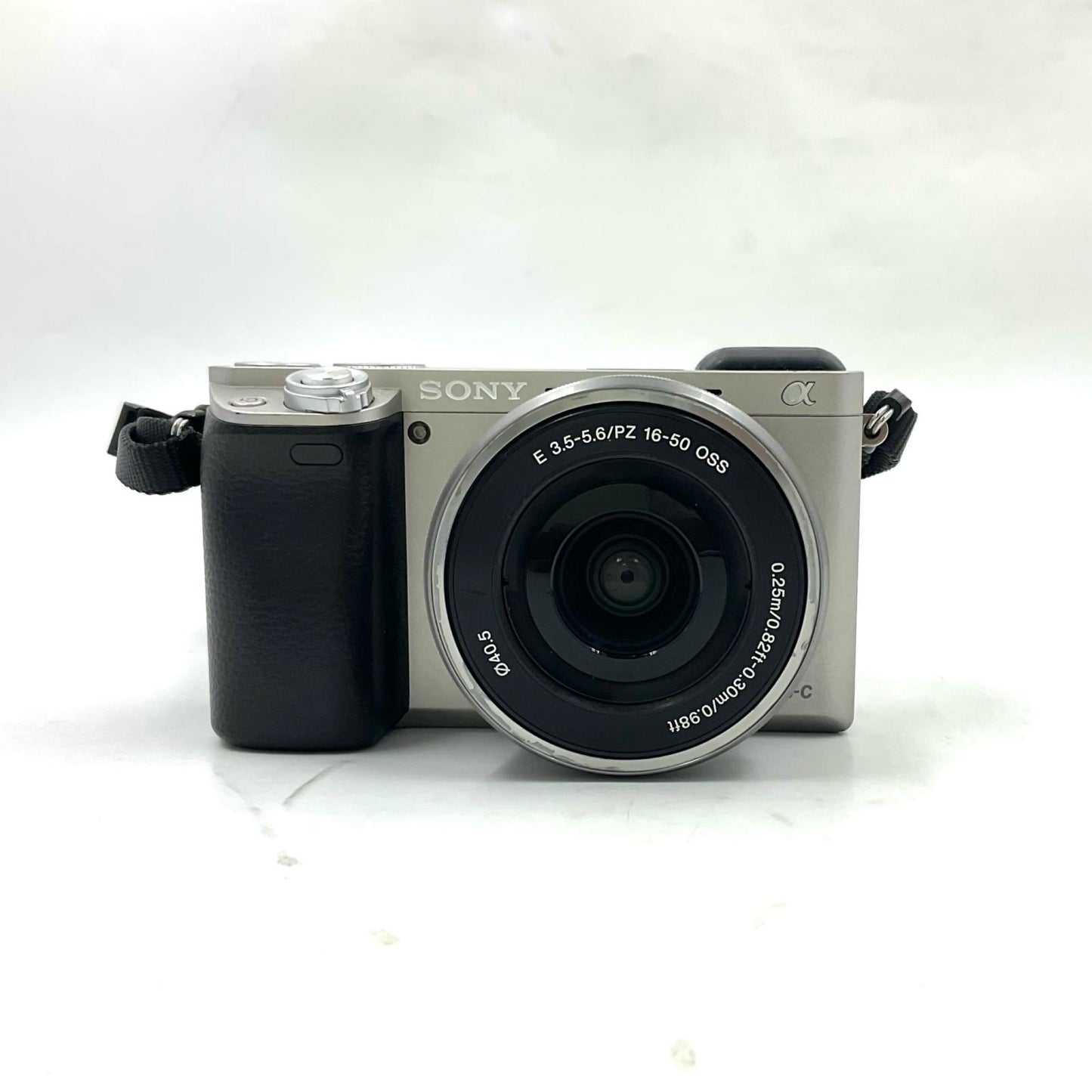 【全額返金保証】【最速発送】Sony デジタル一眼 α6000 ILCE-6000L パワーズームレンズキット シルバー 美品 動作確認済