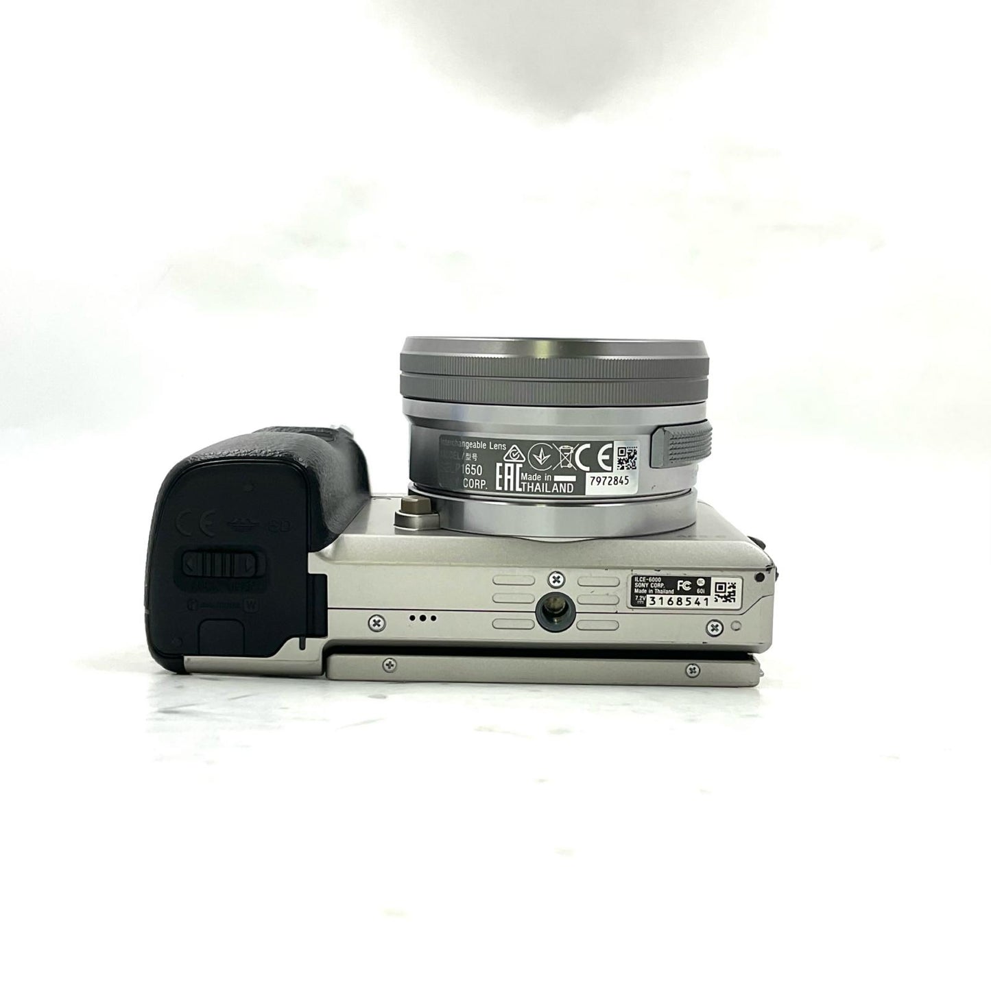 【全額返金保証】【最速発送】Sony デジタル一眼 α6000 ILCE-6000L パワーズームレンズキット シルバー 美品 動作確認済