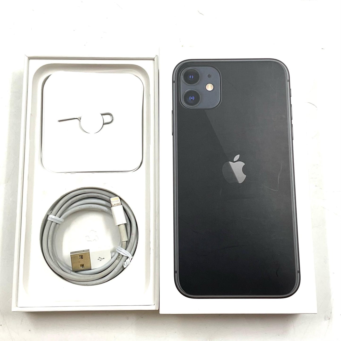 【最速発送】Apple iPhone iPhone 11 64GB ブラック SIMフリー 白ロム【難有】 76%