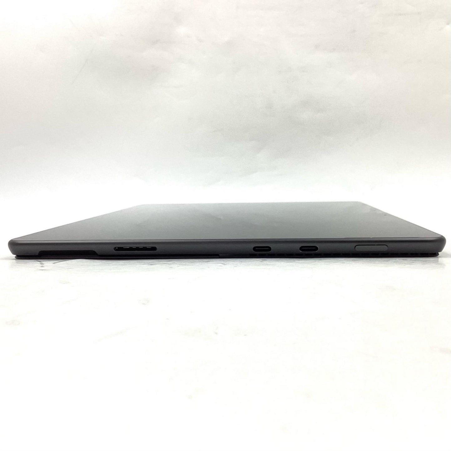 【全額返金保証】【最速発送】Microsoft Surface Pro 8 8PQ-00026 i5-1135G7 8GB M.2 SSD 256GB 84.0% 美品 動作確認済