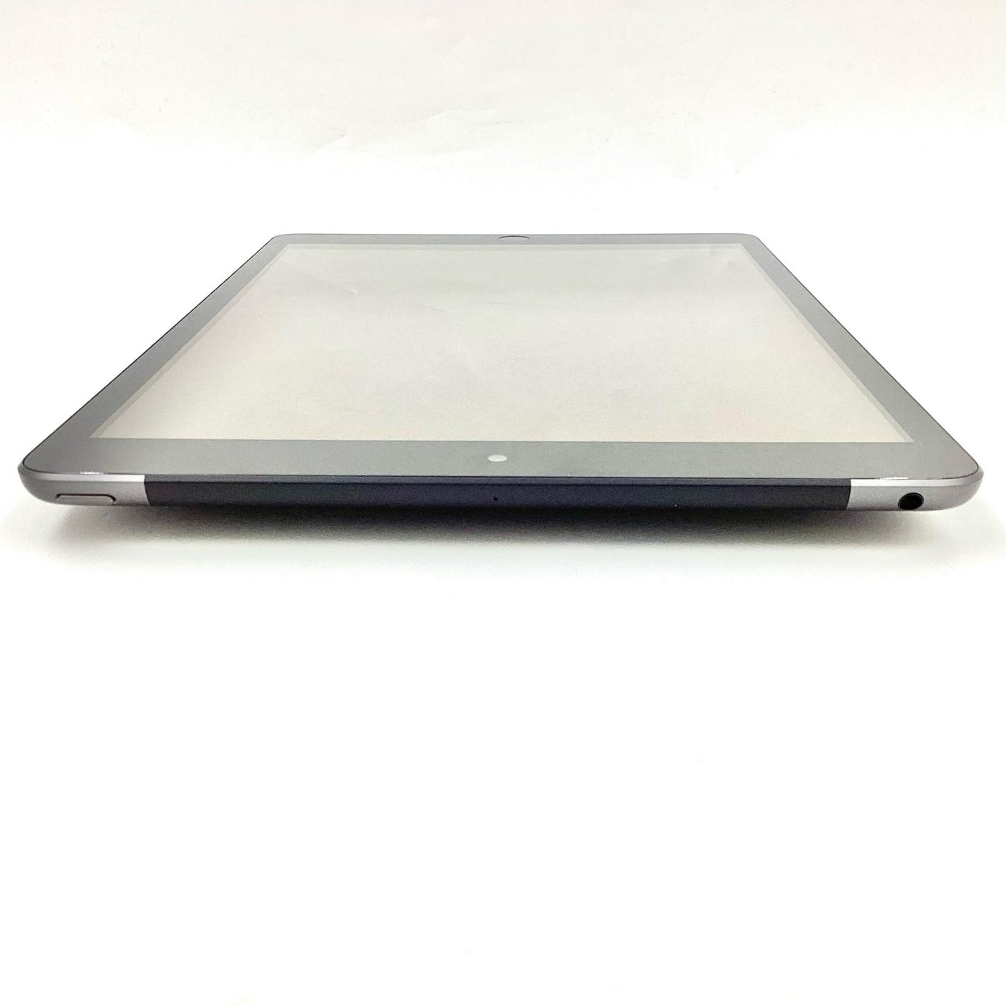 【全額返金保証】【最速発送】Apple iPad iPad 10.2インチ 第9世代 64GB スペースグレイ WiFi+Cellular Softbank 白ロム 美品 動作確認済