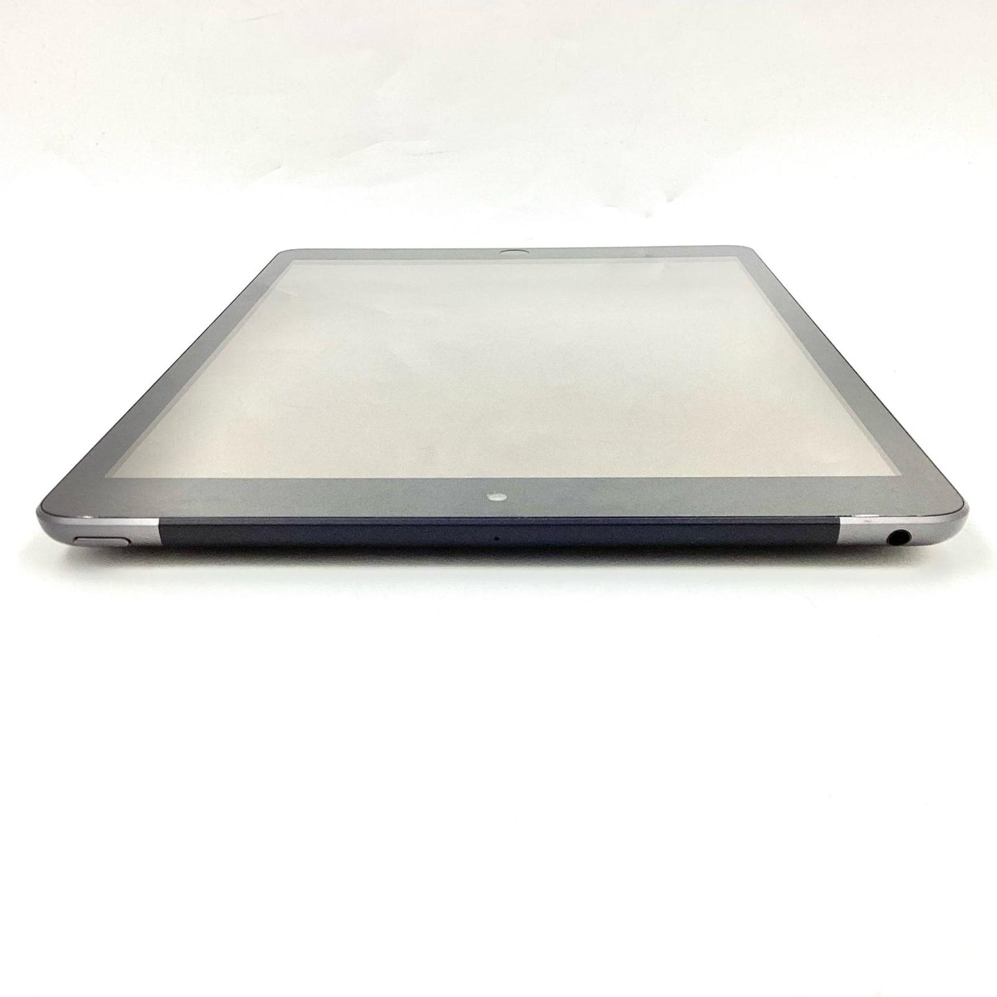 【全額返金保証】【最速発送】Apple iPad iPad 10.2インチ 第9世代 64GB スペースグレイ WiFi+Cellular Softbank 白ロム 美品 動作確認済