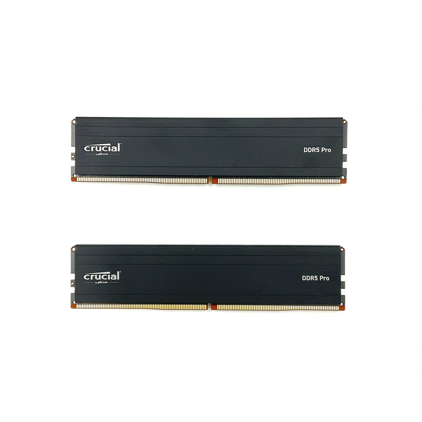 【全額返金保証】【最速発送】Crucial Pro メモリ Crucial Pro 32GB Kit (16GBx2) DDR5-5600 UDIMM 美品 動作確認済