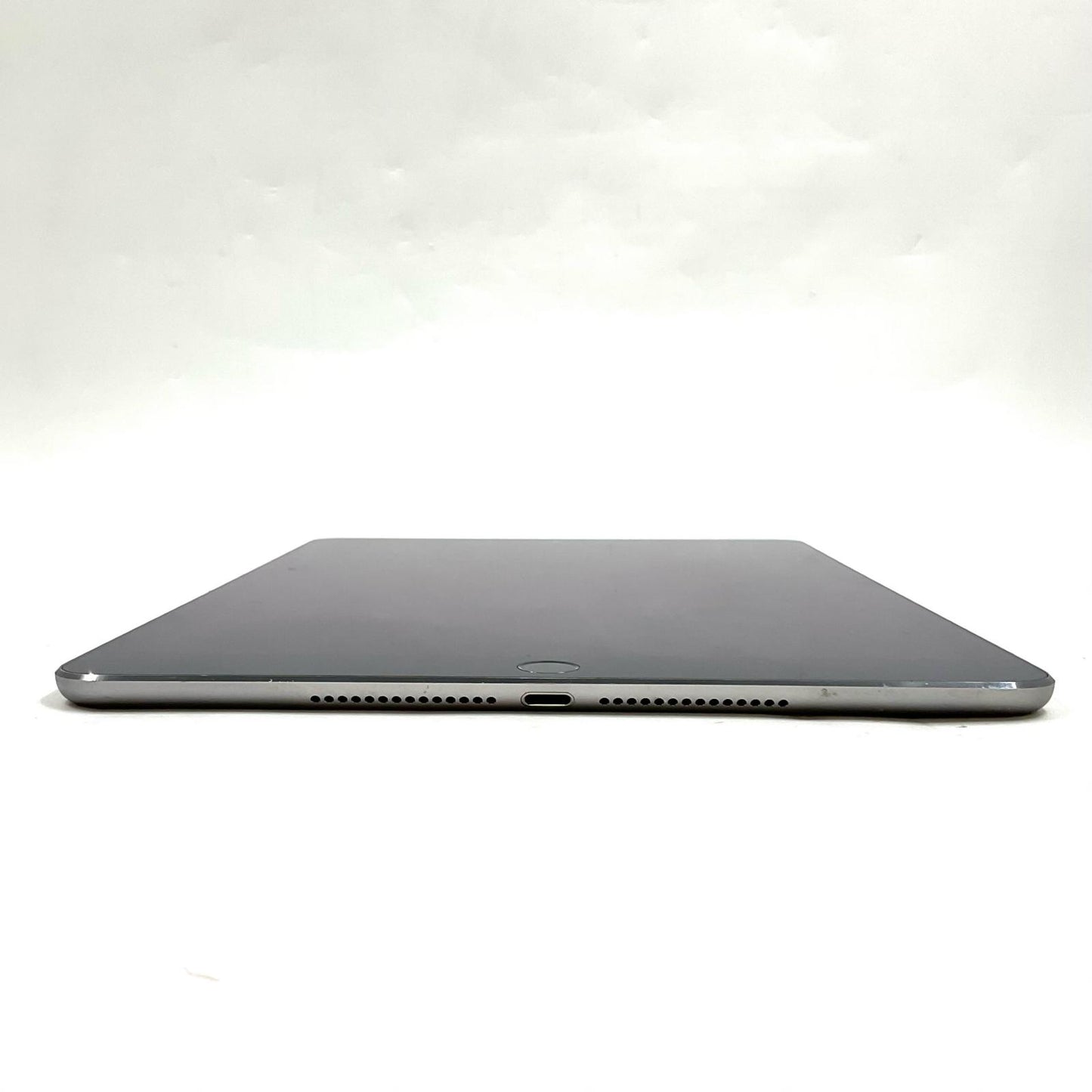 【全額返金保証】【最速発送】Apple iPad Air 9.7インチ 第2世代 64GB スペースグレイ Wi-Fi 動作確認済