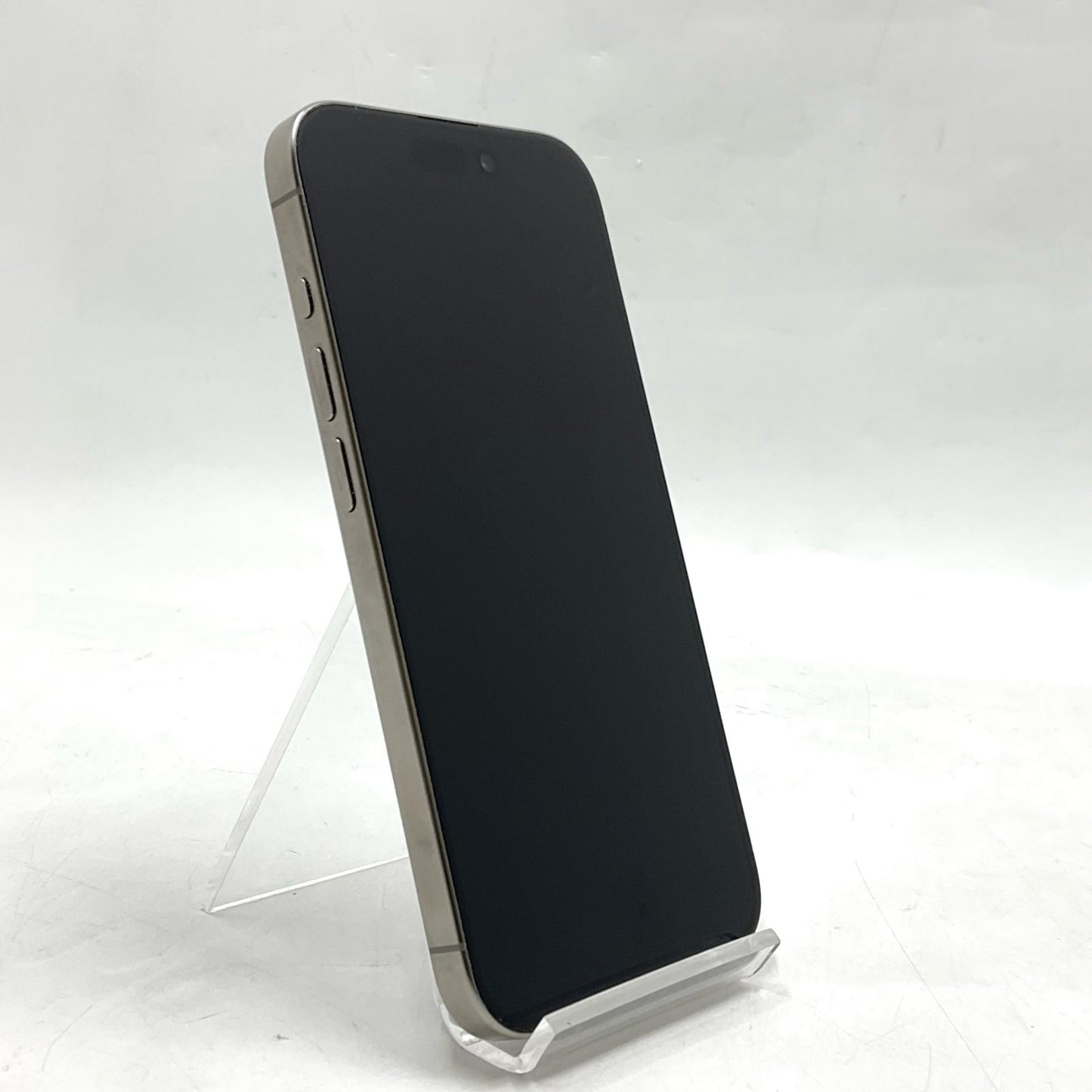 【全額返金保証】【最速発送】Apple iPhone iPhone 15 Pro 128GB ナチュラルチタニウム SIMフリー 白ロム 動作確認済 77%