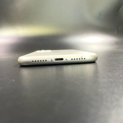 【全額返金保証】【最速発送】Apple iPhone iPhone 11 64GB ホワイト au SIMフリー 白ロム 動作確認済 75%
